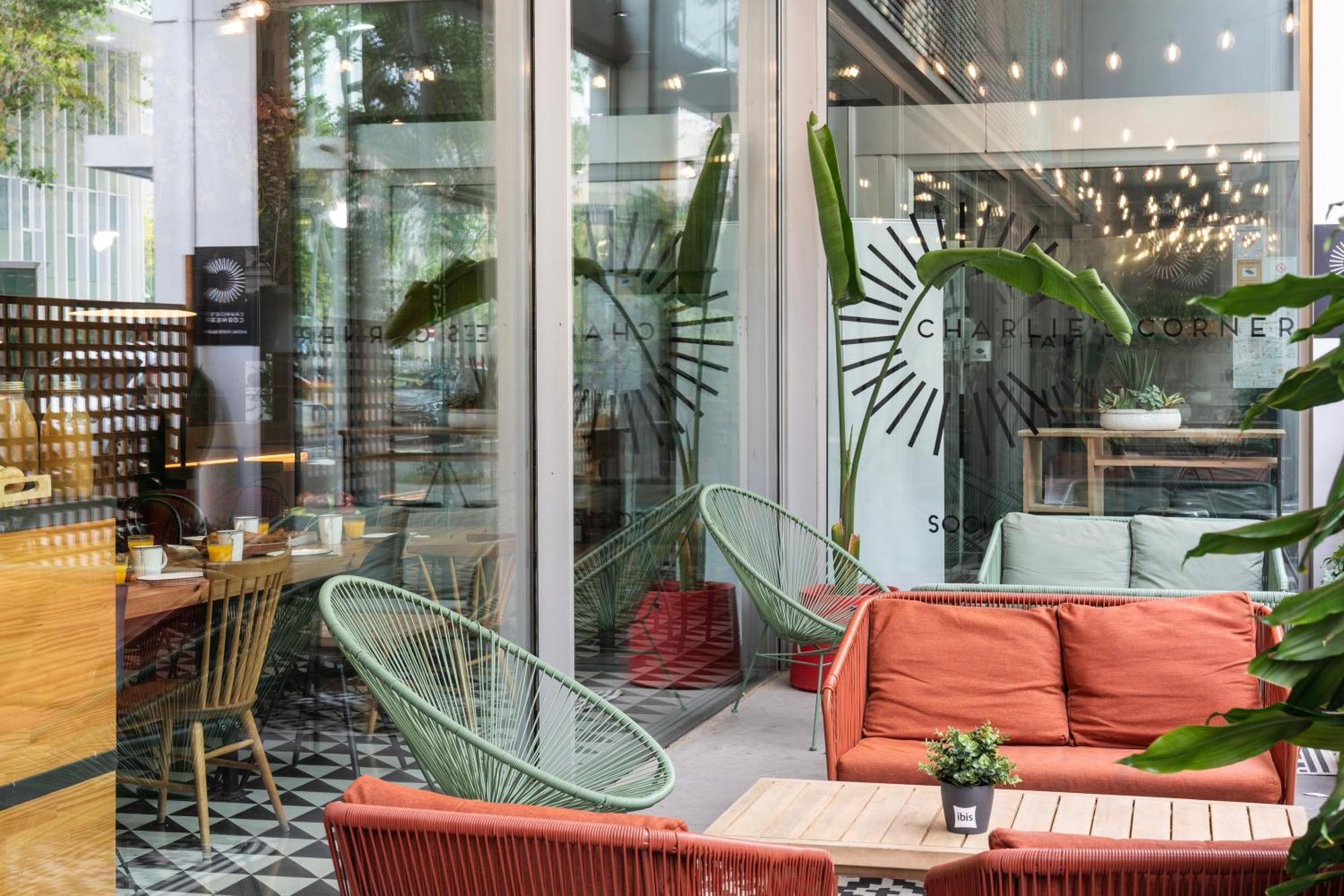 Hotell Ibis Plaza Glories 22@
