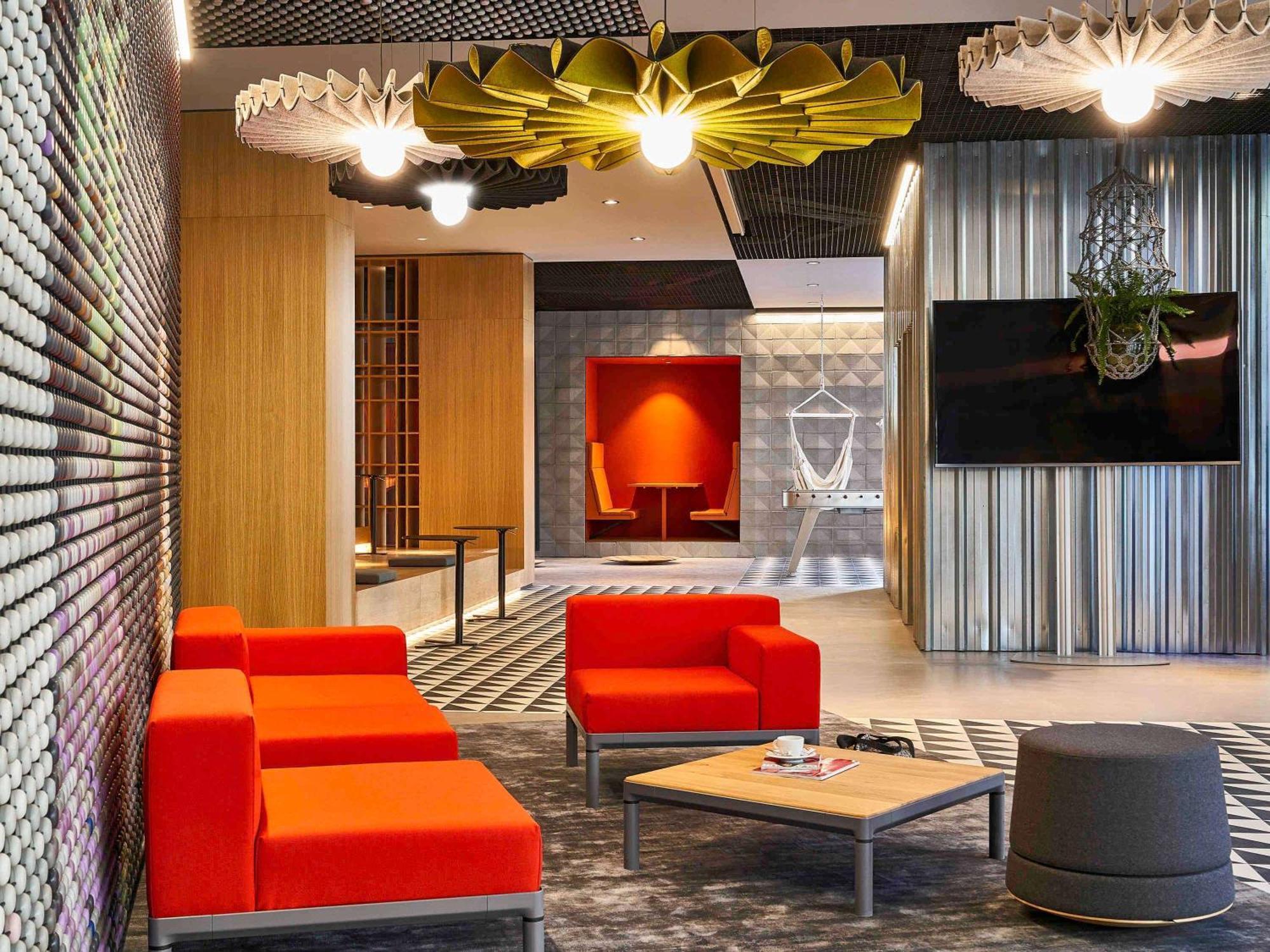 Ibis Plaza Glories 22@ Hotell